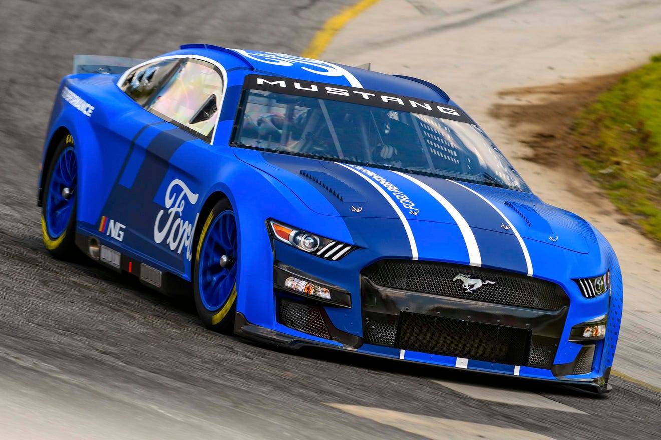cd2f2fa4-d62b-4b4f-8301-1aa5047dc9d1-NASCARNextGen_mustang-fr3-4-right.jpg