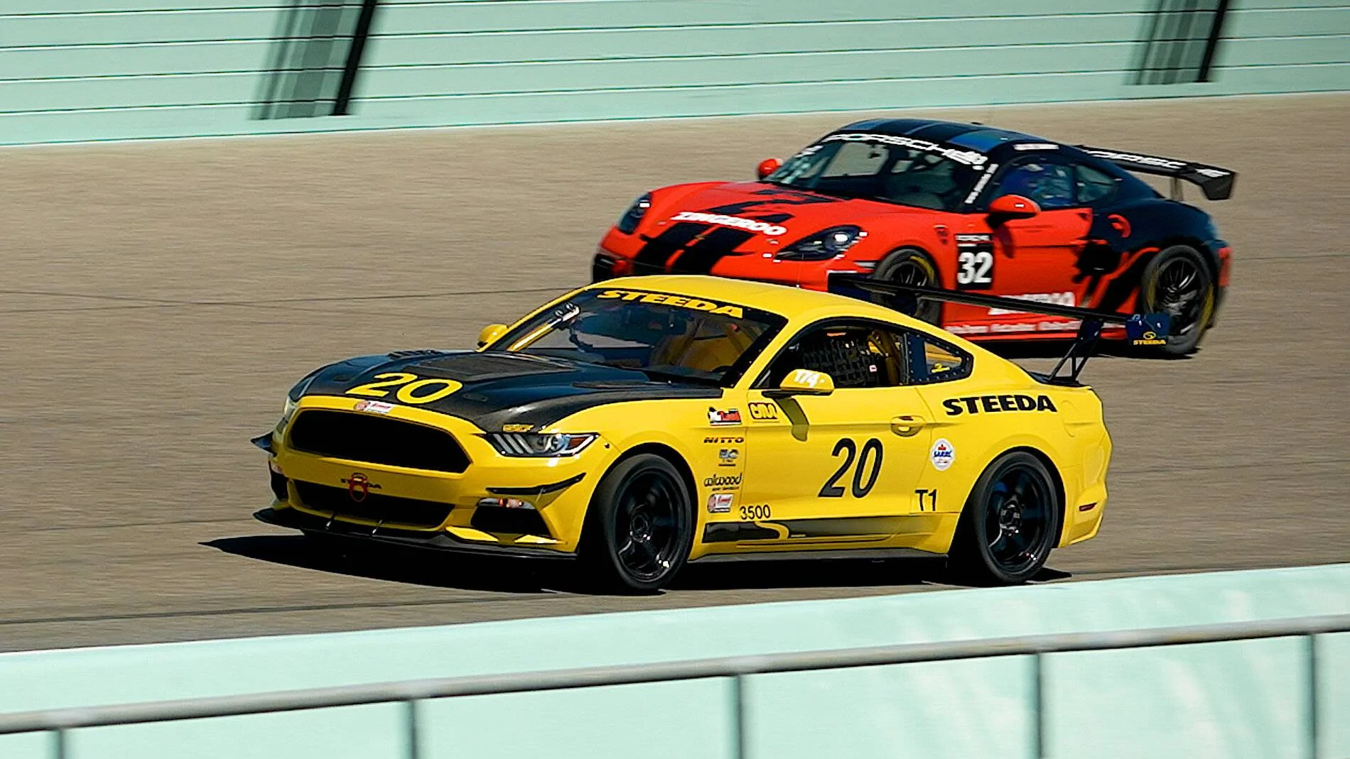 Steeda 20 Q500 Homestead Speedway 05.jpg