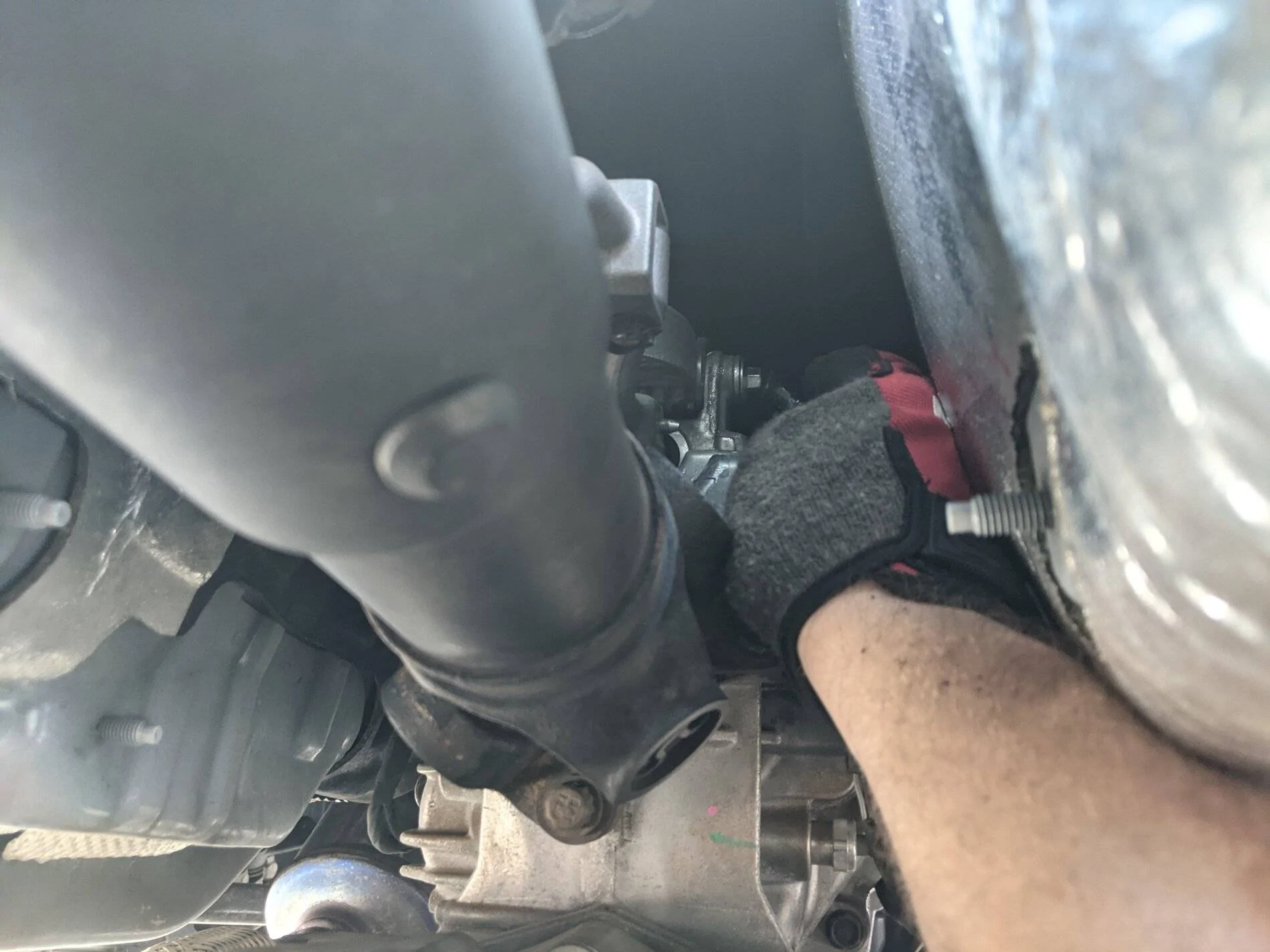 Top Arm Bolt Removal.jpg