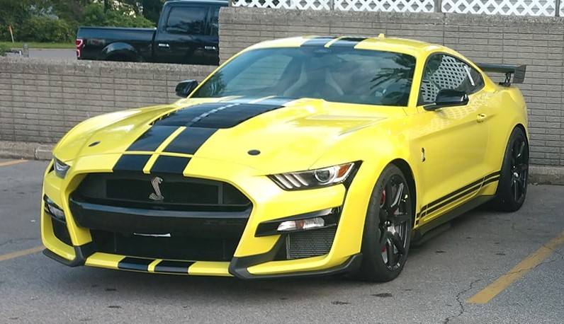 Grabber Yellow GT500 2.jpg