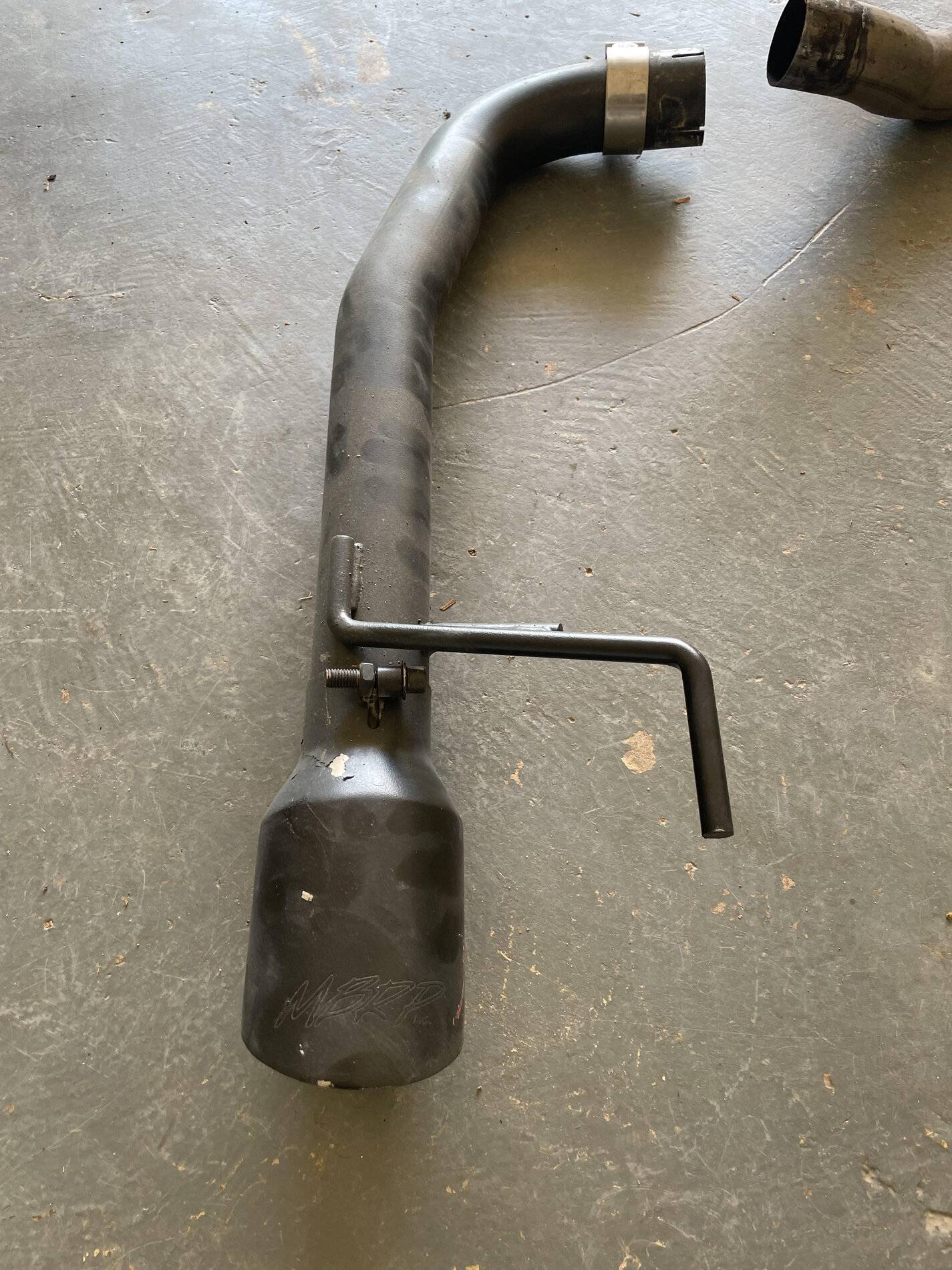 Axleback 2.jpg