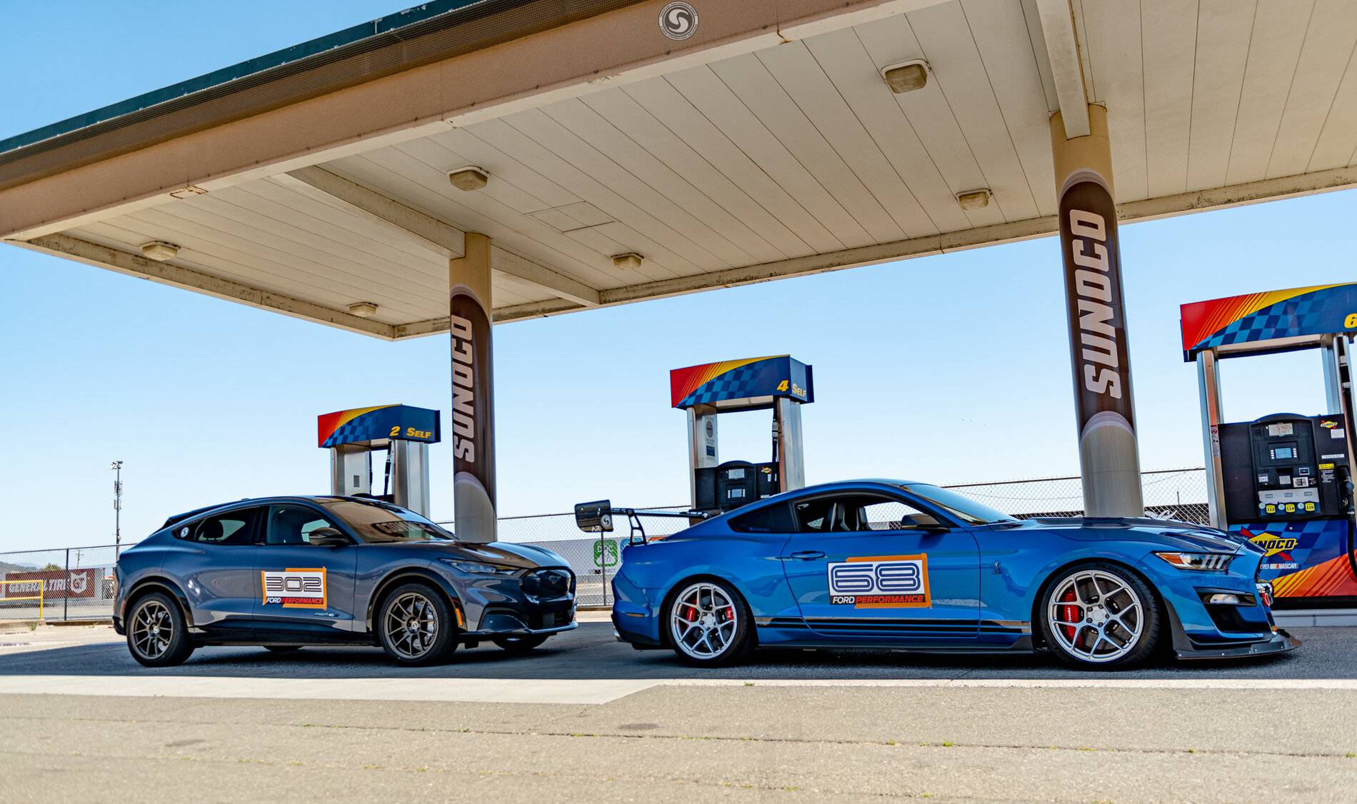 SV504 GT500 Sonoma Raceway-3.jpg