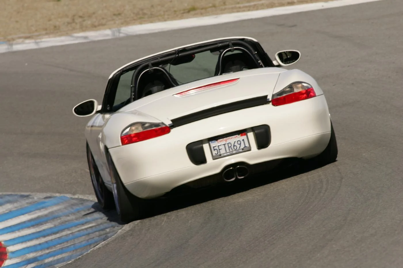 JR1N8035.webp