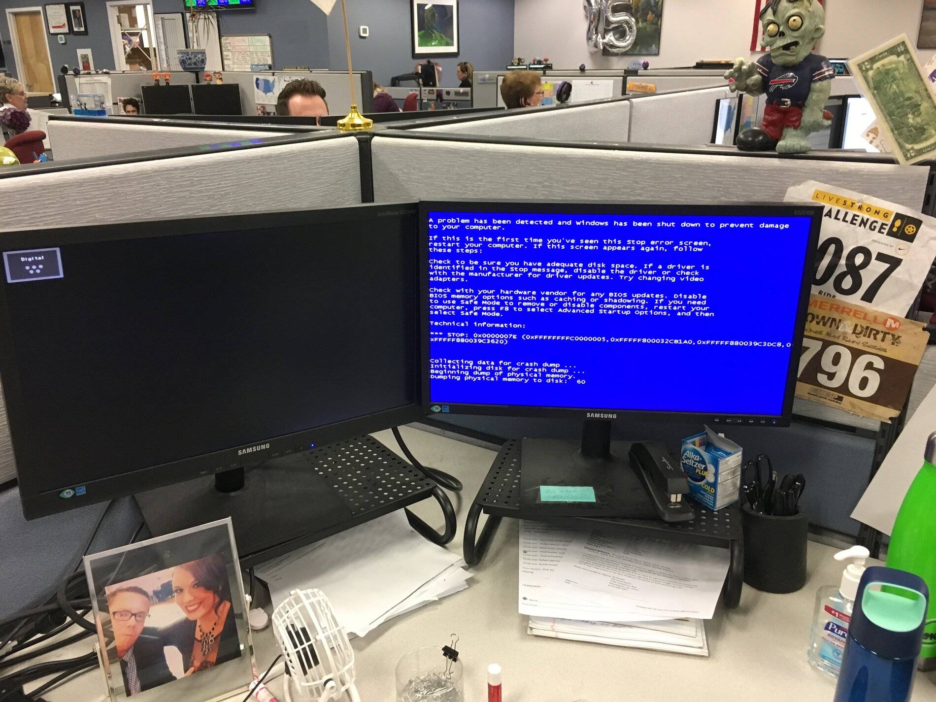 Blue Screen.jpg