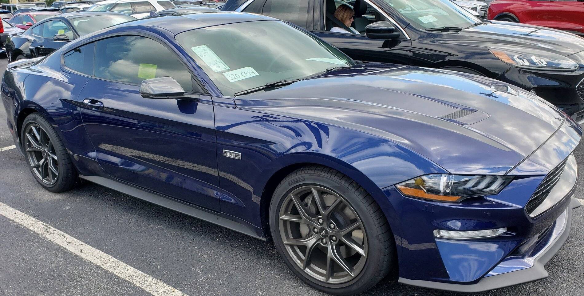 2020 mustang.jpg