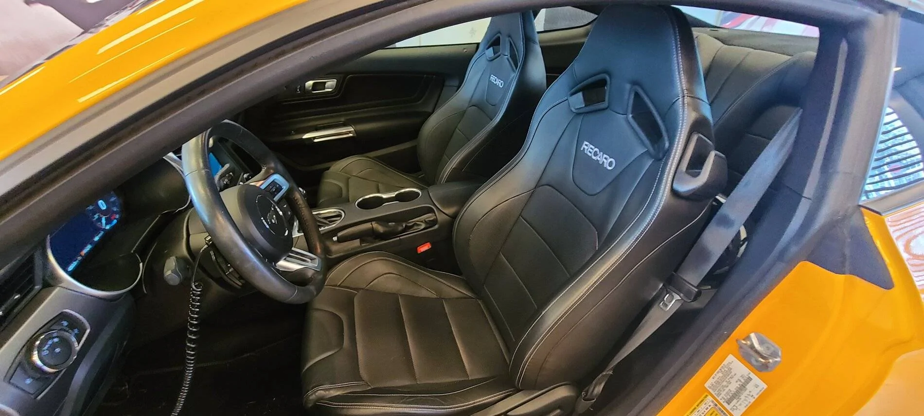 MustangInterior2.jpg