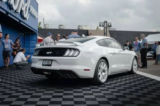 ice white.webp