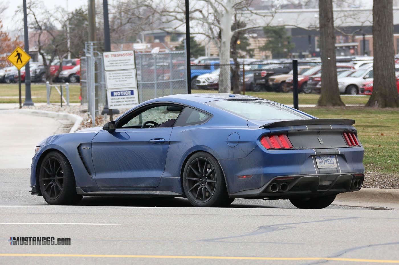 2017 GT350 Lightning Blue 1.jpg