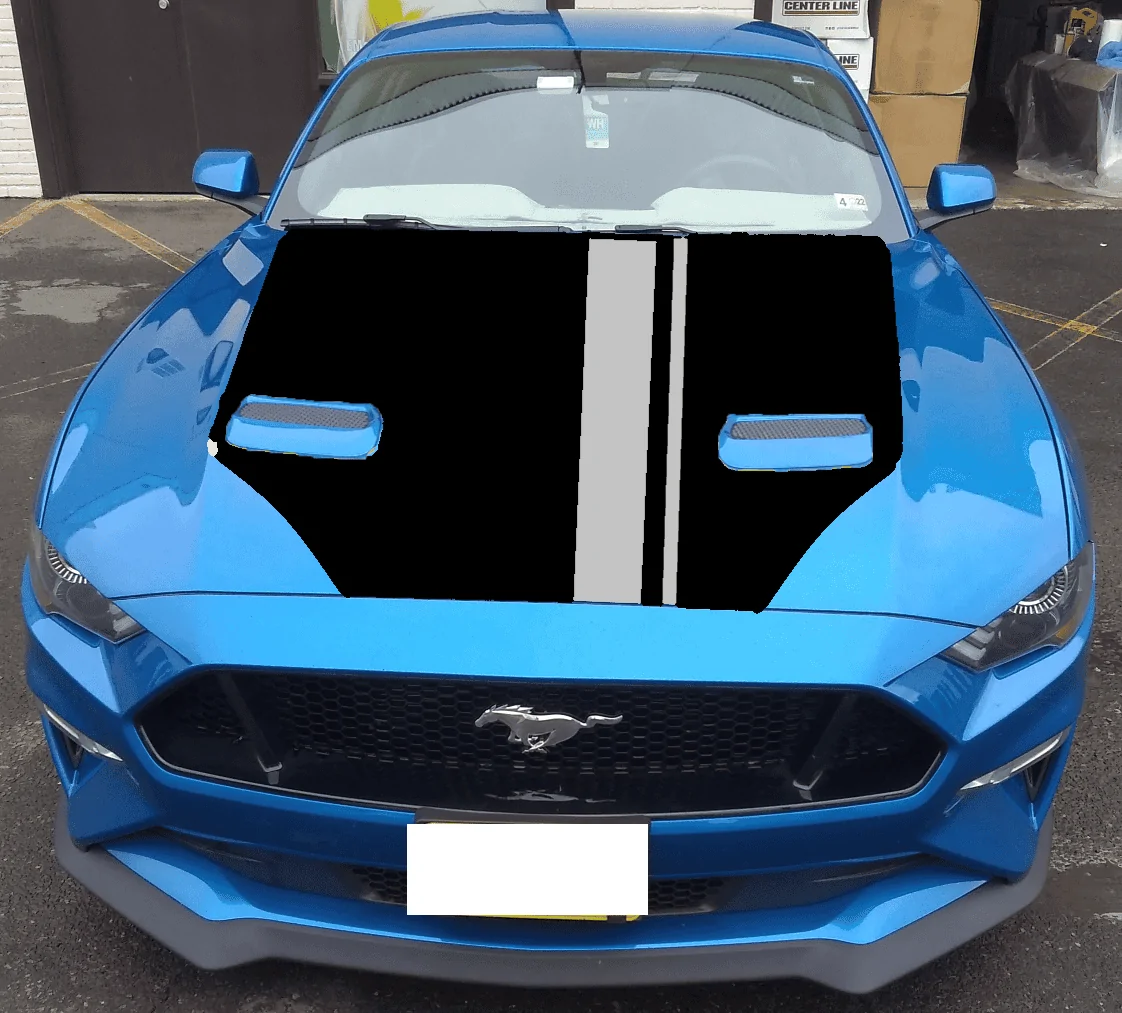 black center gray stripe.png