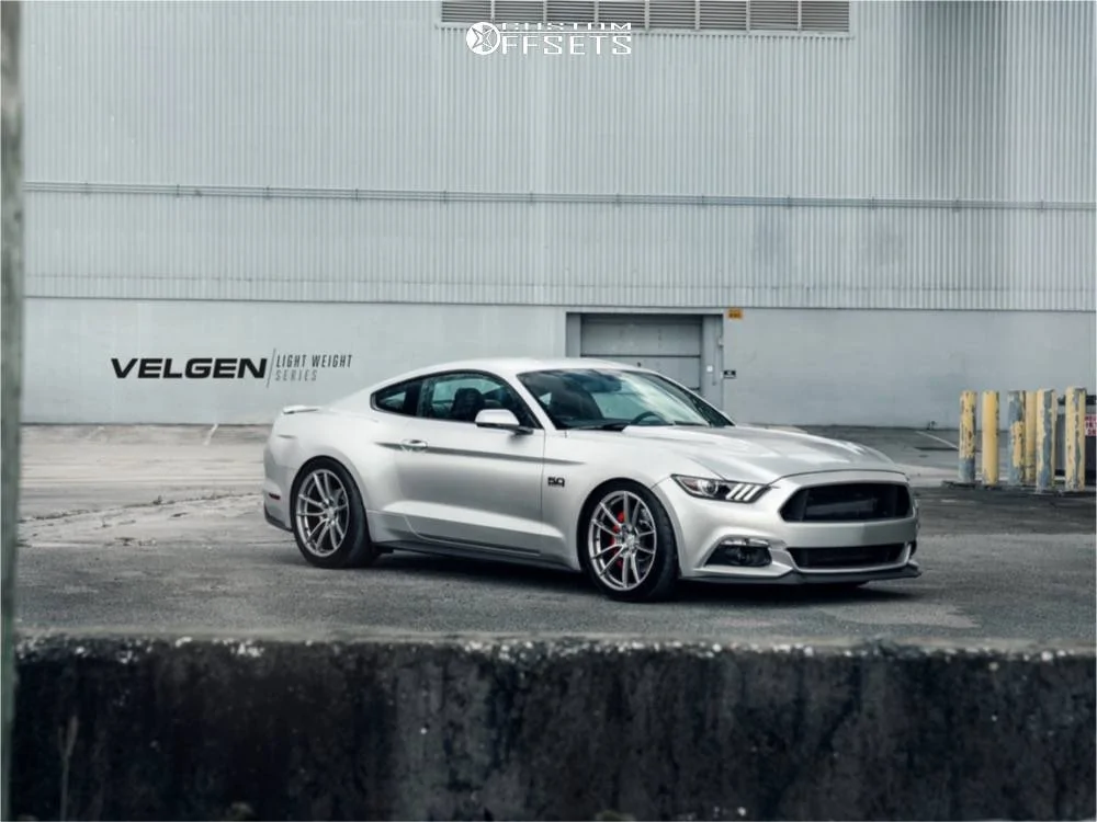 828174-1-2017-mustang-ford-gt-premium-bmr-lowering-springs-velgen-vf5-gunmetal.webp