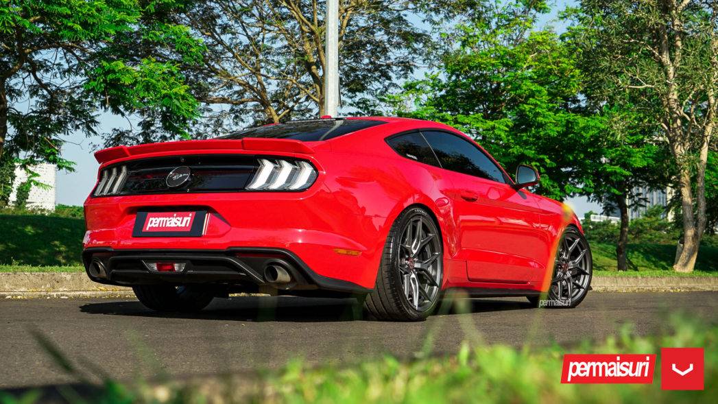 Ford-Mustang-Hybrid-Forged-Series-HF-5-©-Vossen-Wheels-2021-1-1047x589.jpg