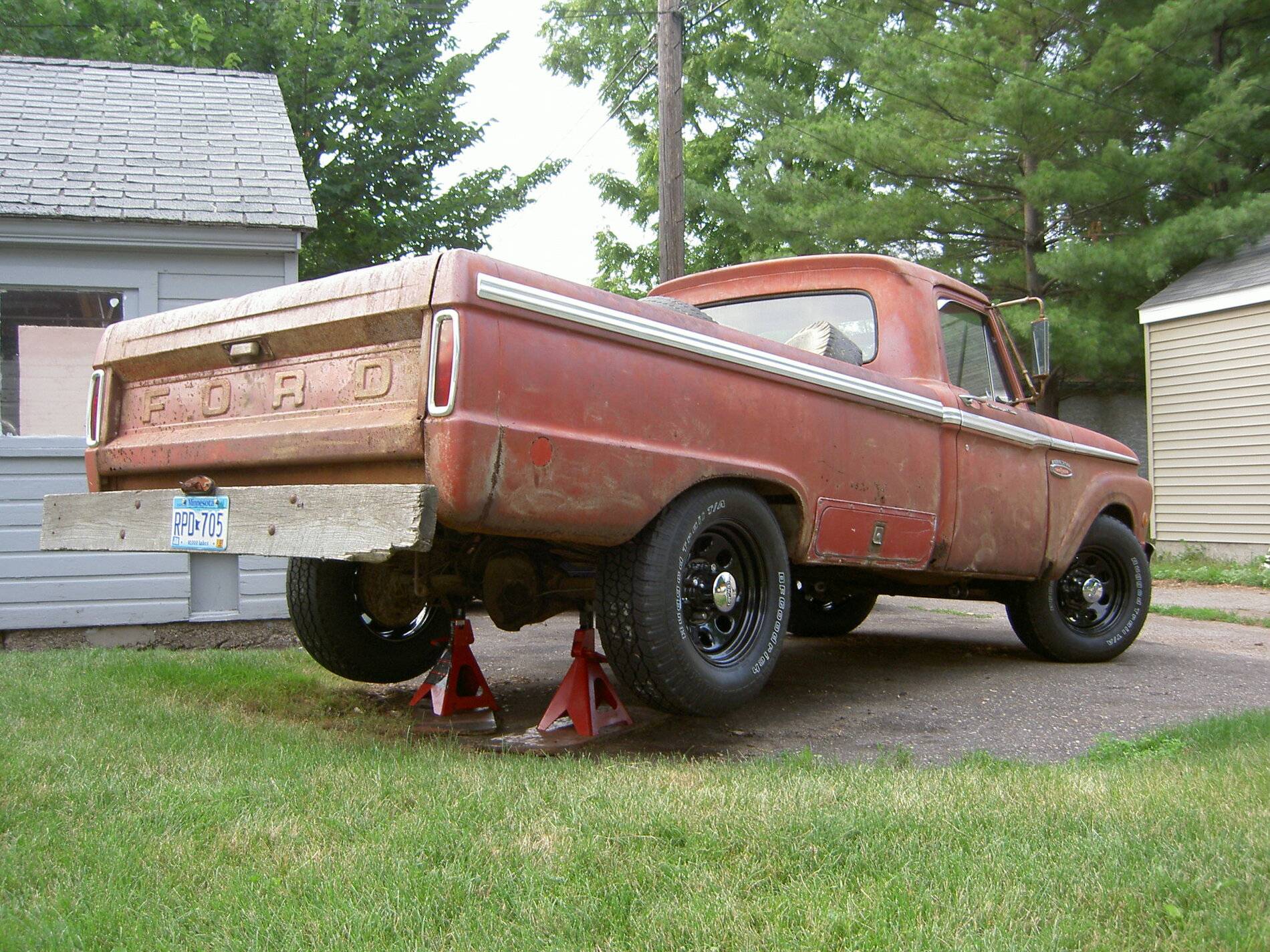 65rear.JPG