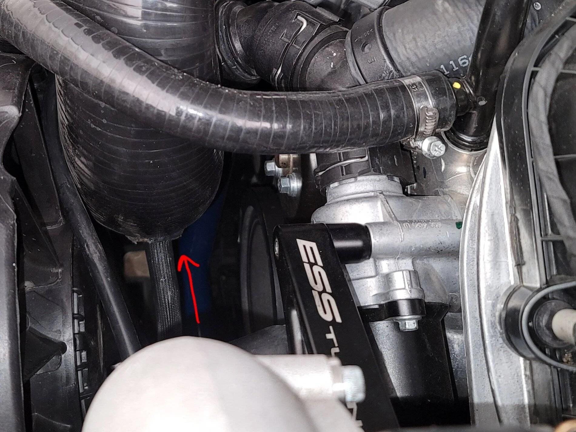 Injection_Line_On_Charge_Pipe.jpg