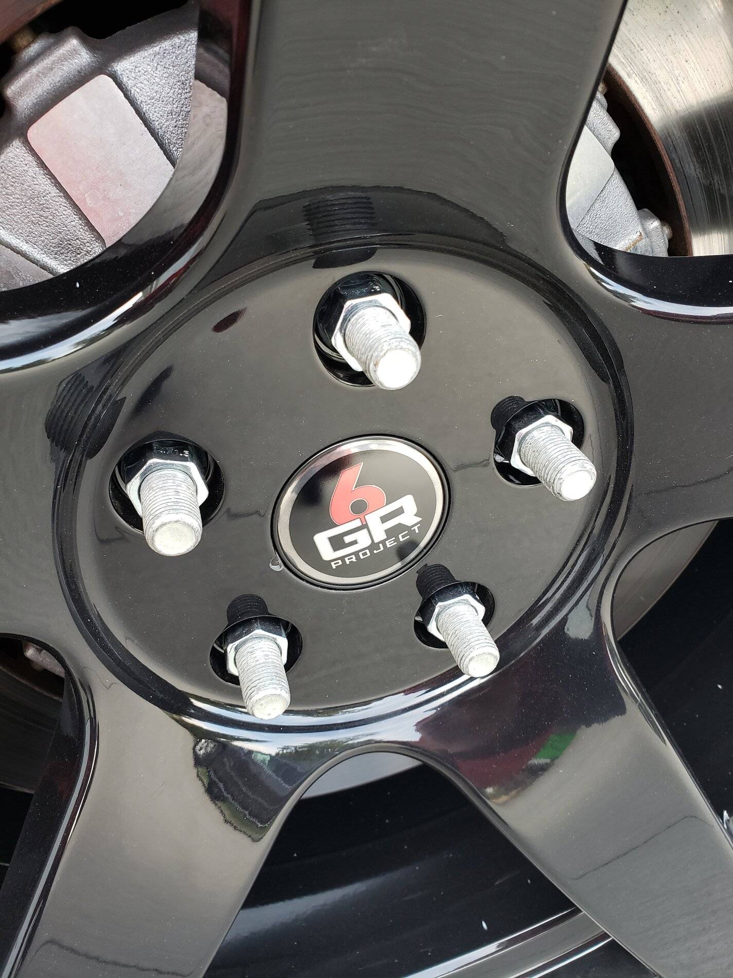FIVE-Rear Rim.jpg