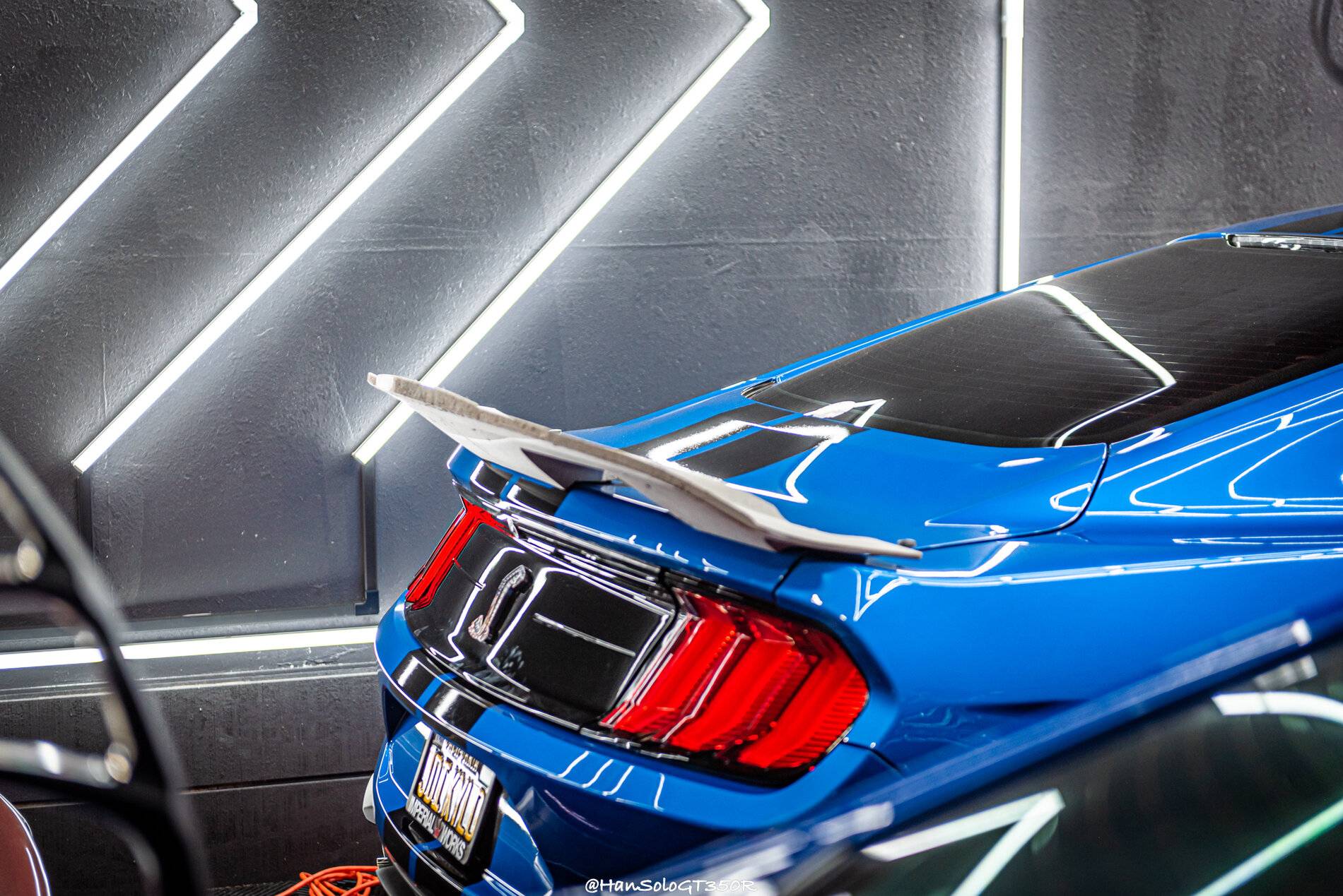 boa-constrictor-rear-spoiler-12-jpg.jpg