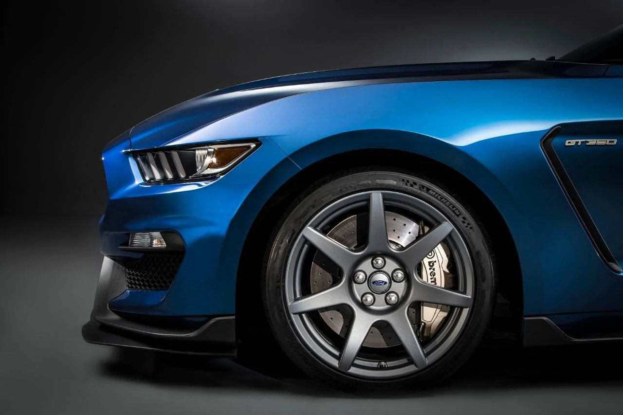 ShelbyGT350R_23_HR.jpg