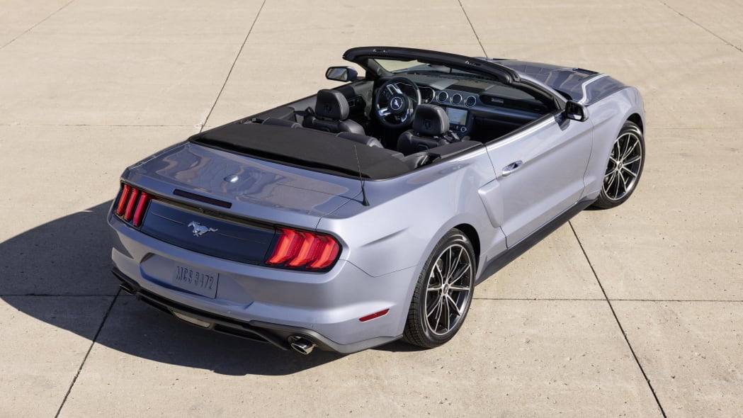 2022-Ford-Mustang-Coastal-Limited-Edition_06.jpg