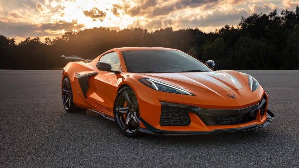 2023_Chevrolet_Corvette_Z06_1.jpg