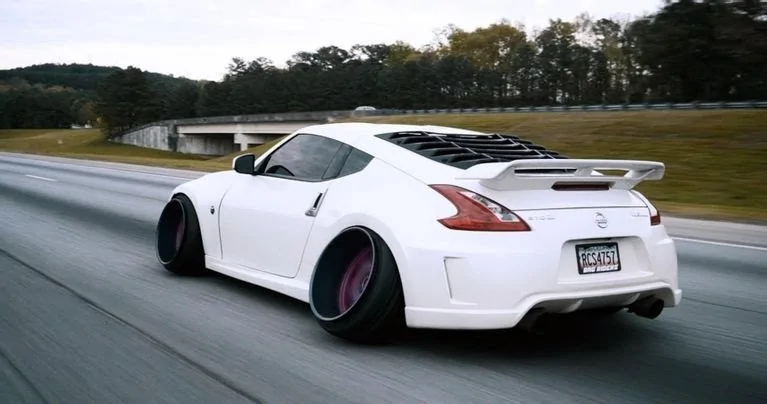 Nissan-370Z-extreme-camber_1710x900.webp