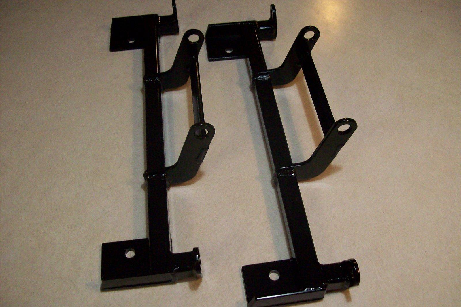 mounts side 1.jpg