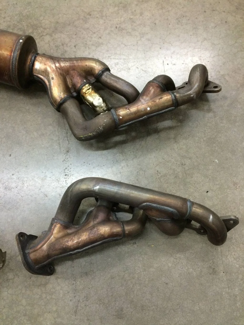 Exhaust manilfolds.webp