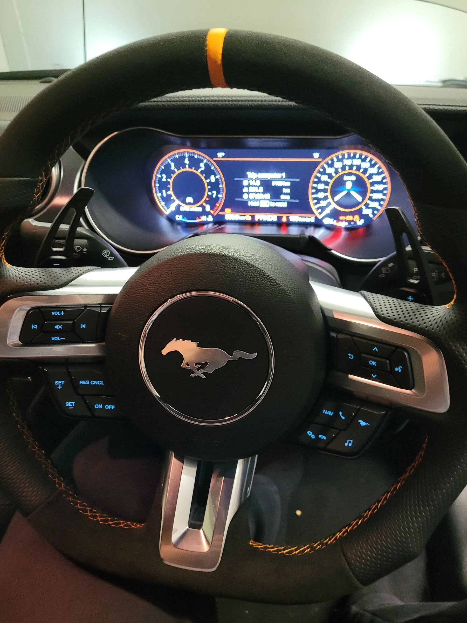 steering wheel.webp