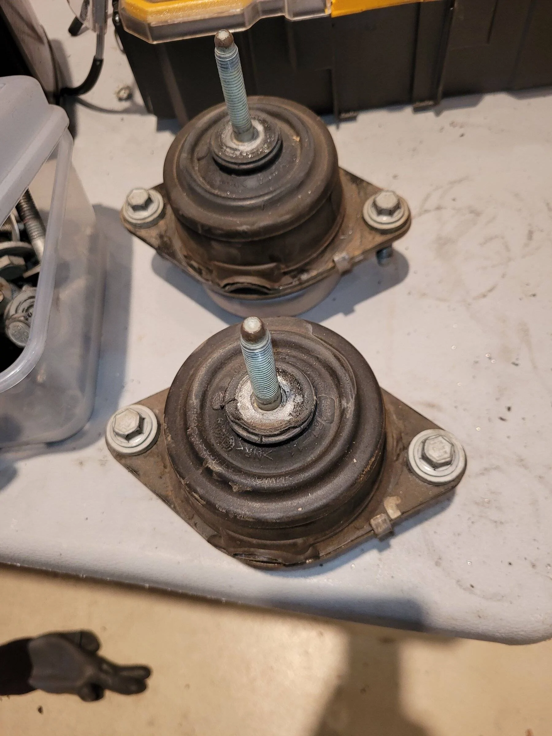 2018 GT350 motor mounts.webp