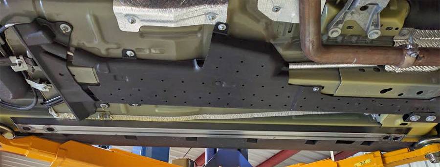 Jacking-Rail-Full-Length-Bare-Finish.jpg