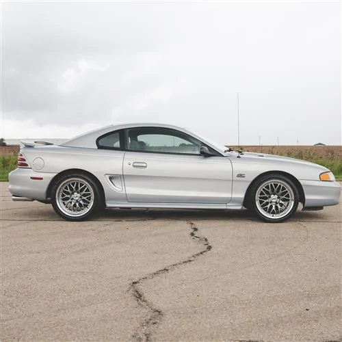 sve-mustang-series-3-wheel-18x10-gun-metal-94-04_e807d077.webp