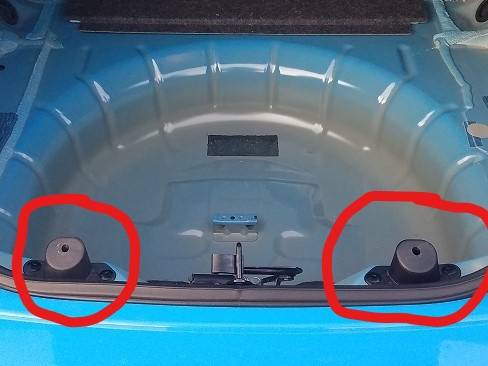 Trunk Lid Bump Stops (2)_LI.jpg