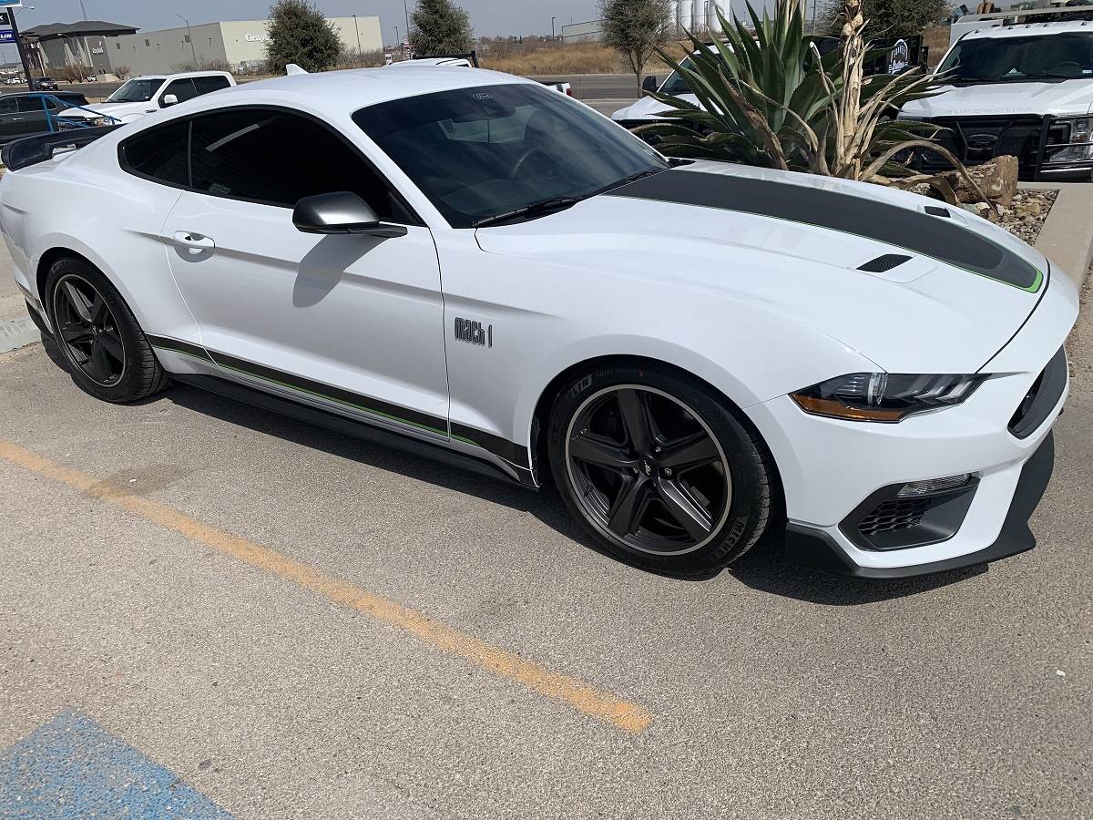 21 mach1 custom stripes.jpeg