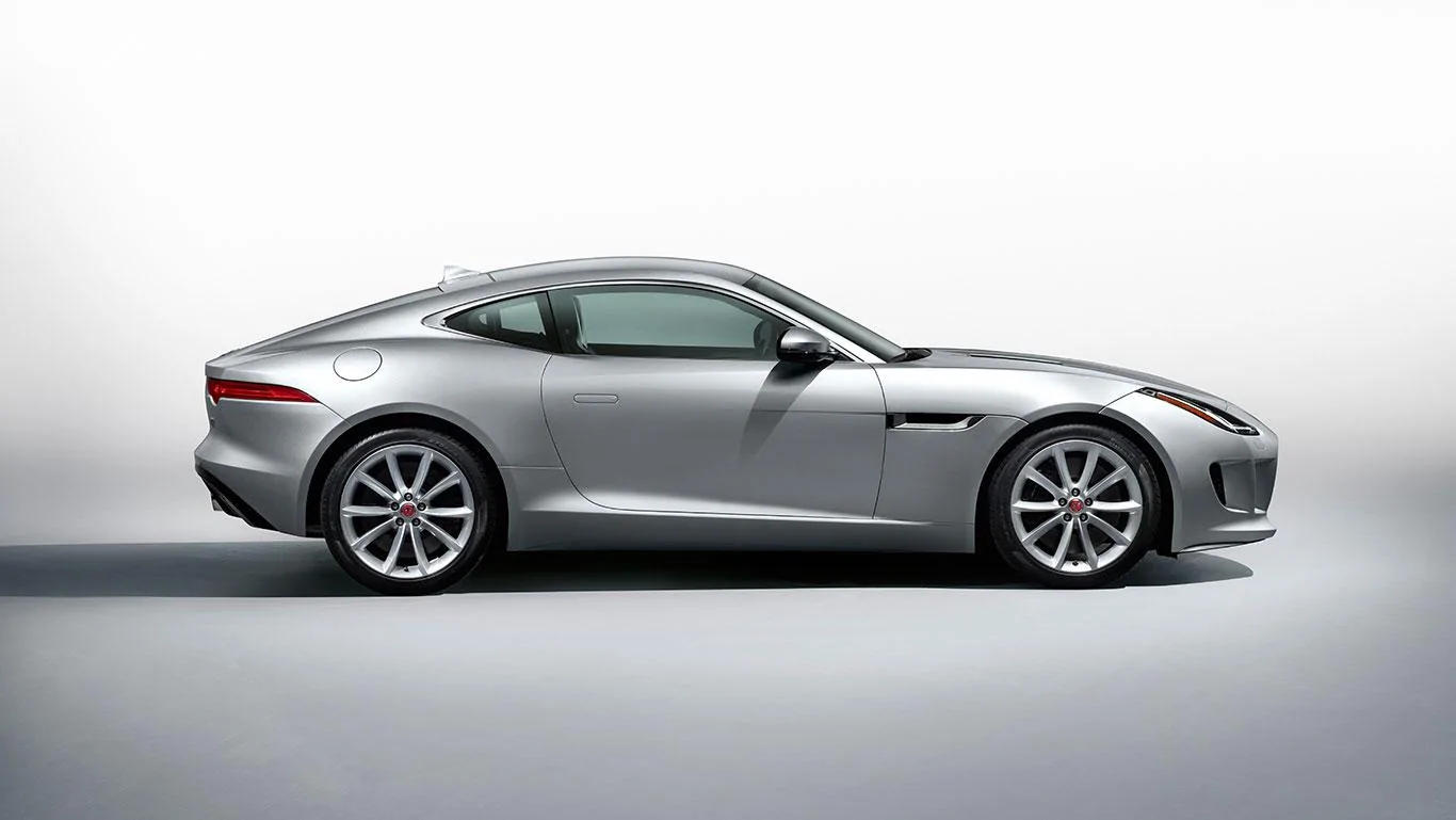 2015-Jaguar-F-Type.webp