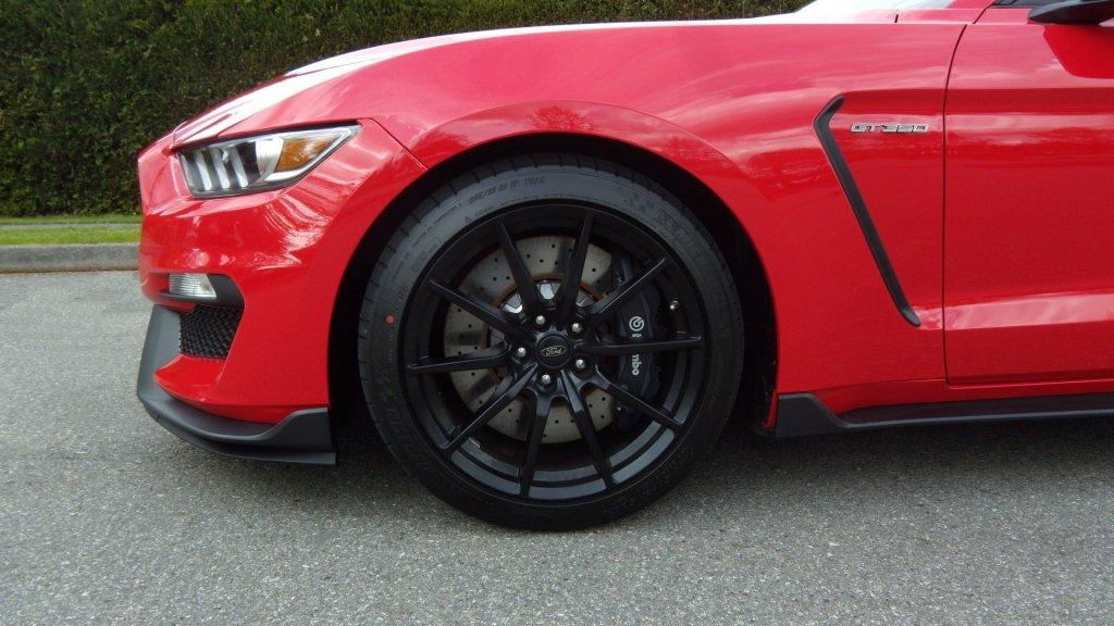 My Red 2016 GT350 FB 1024.jpg