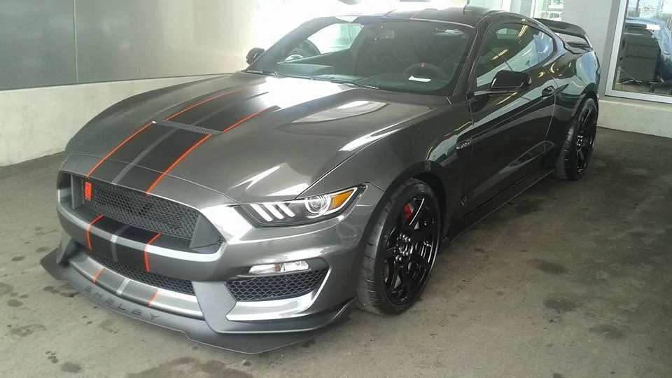 gt350r.webp