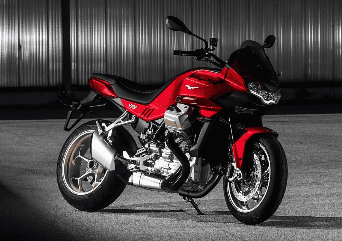 2021-Moto-Guzzi-Meandello-V100-11.webp