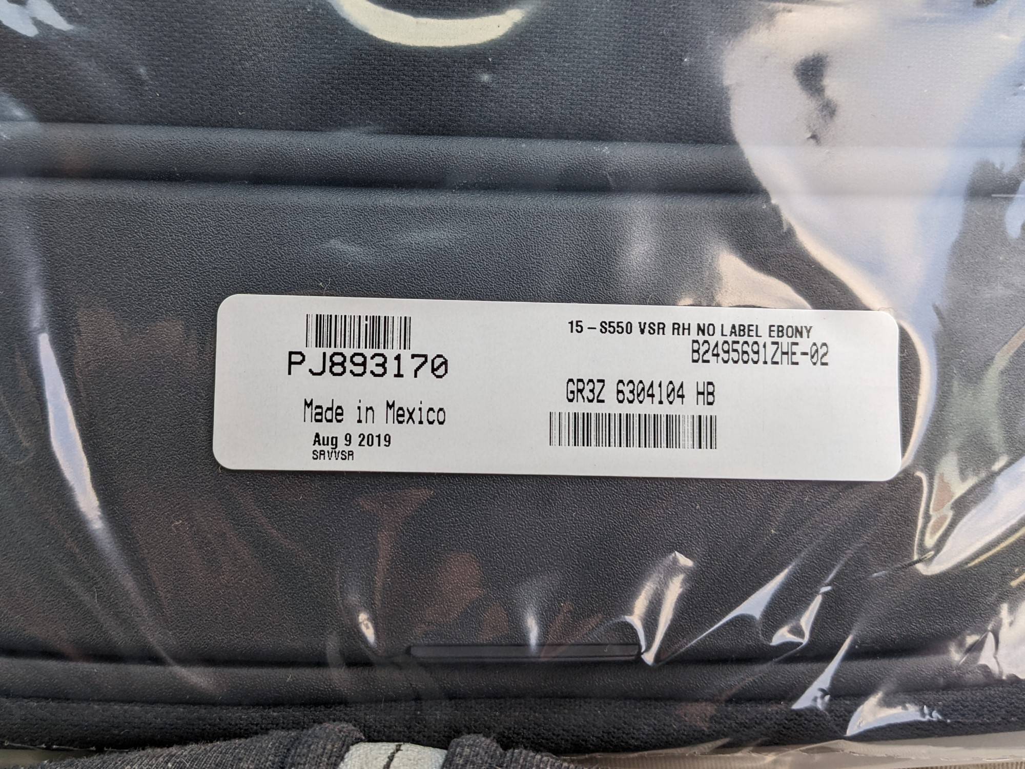 5_EU_RHD_right_sun_visor.jpg