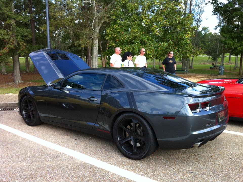 2011 Camaro.JPG