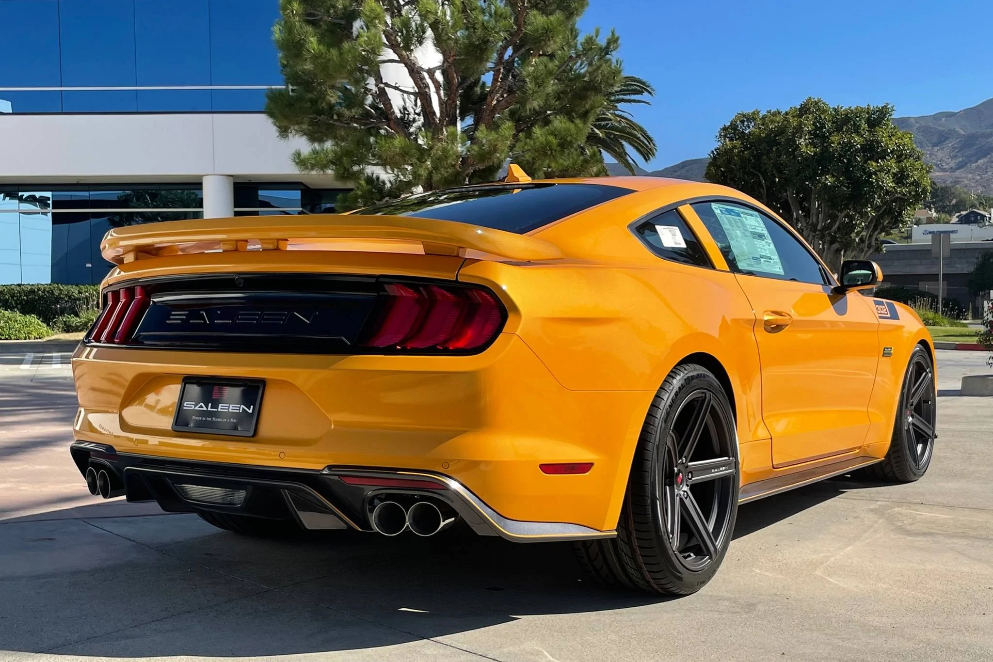 2022 Cyber Orange Saleen 2.webp