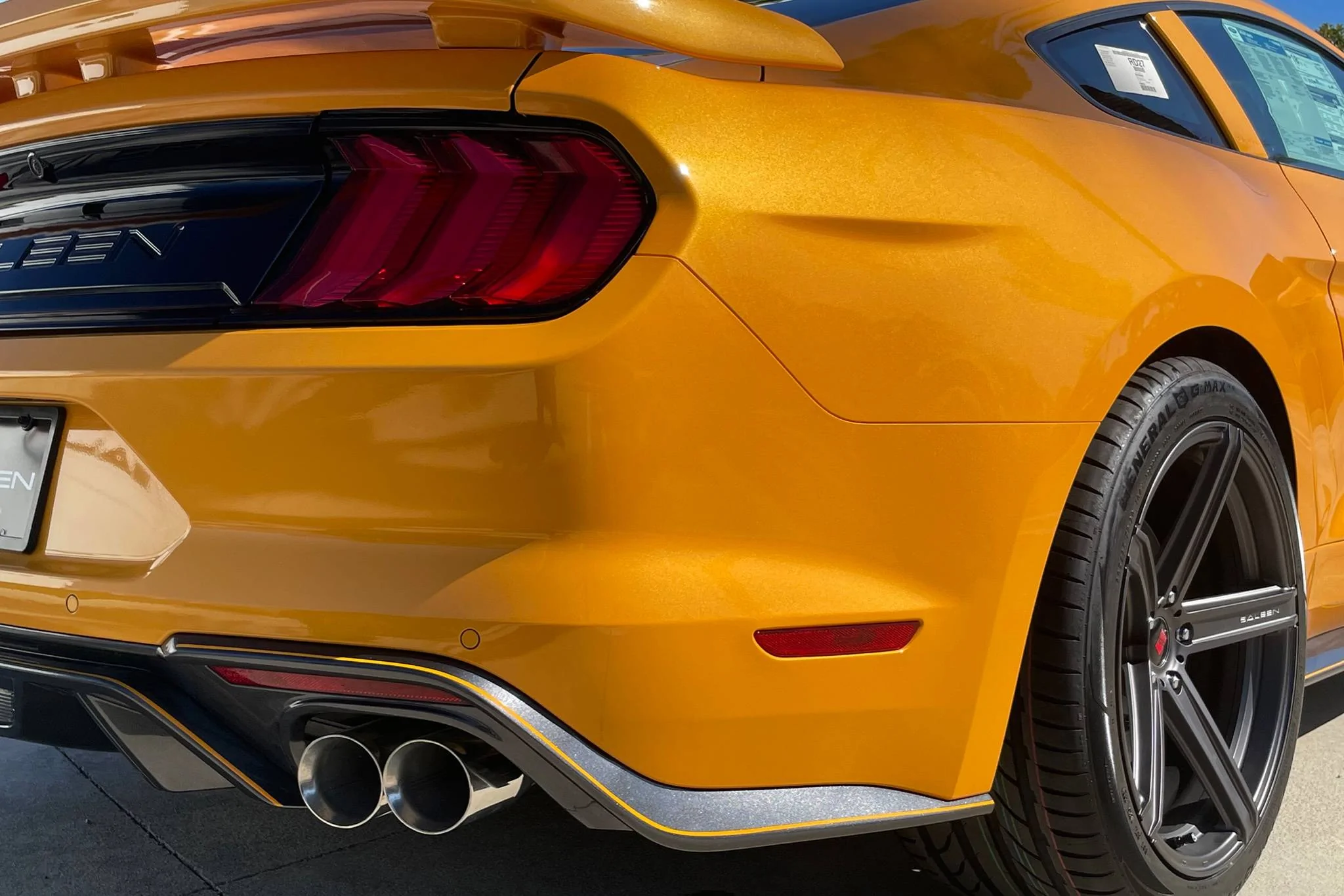 2022 Cyber Orange Saleen 3.webp