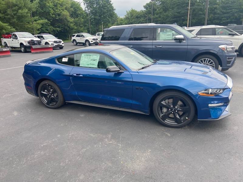My mustang pic at dealer 2.jpg