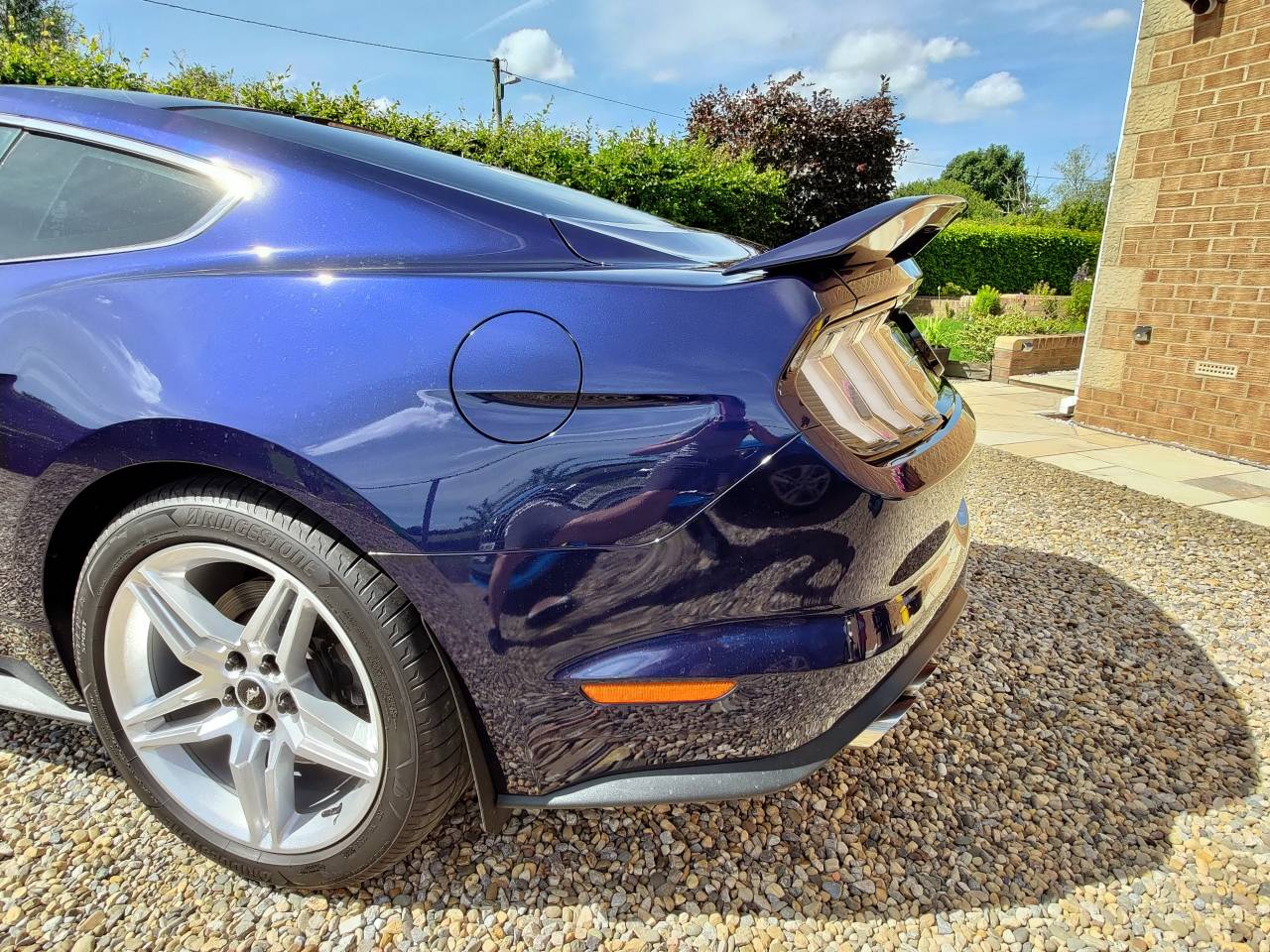 Rear_Spoiler_2.jpg