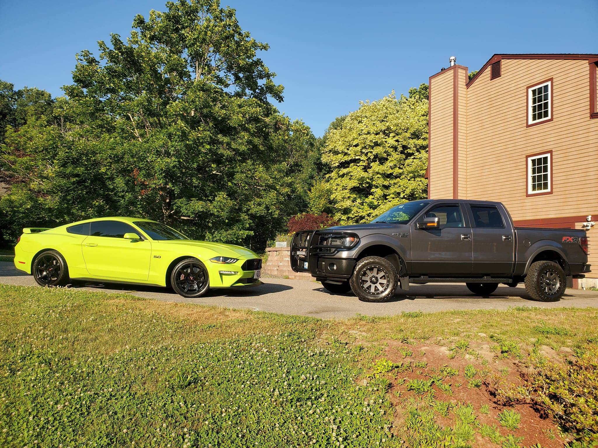stang truck.jpg