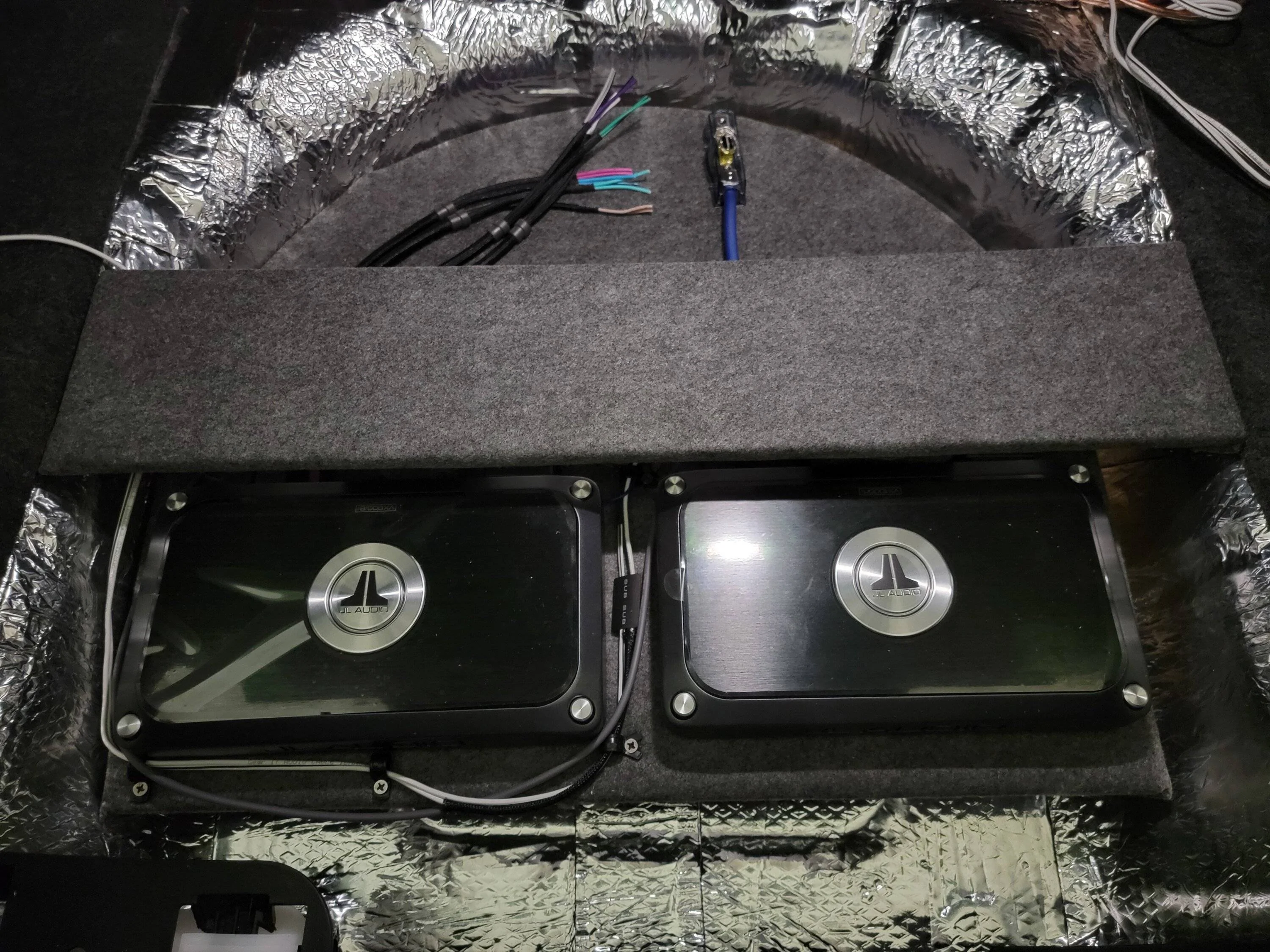 Amp Rack Complete 2.webp