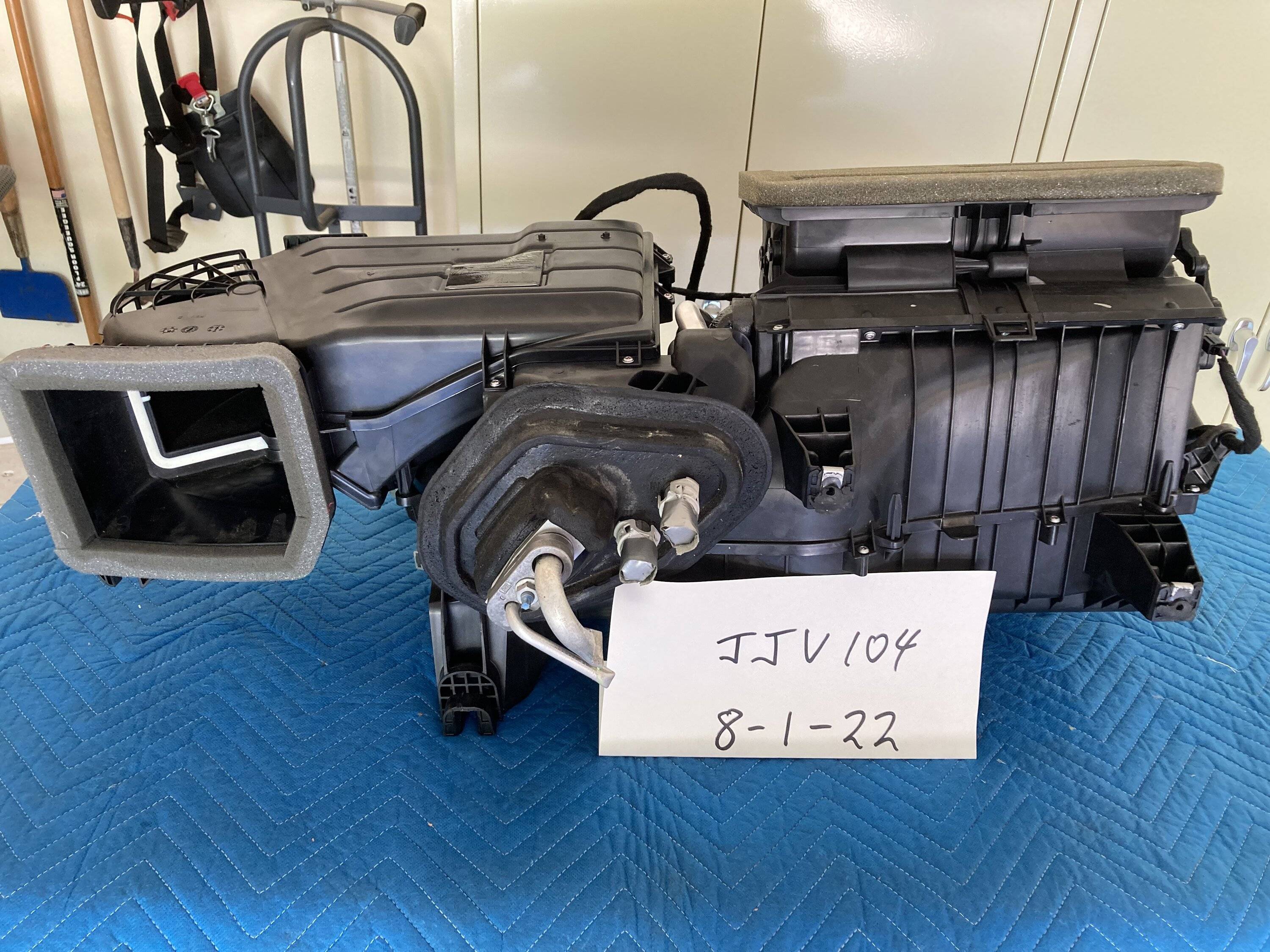 Mustang AC-Heater Module 1.jpg