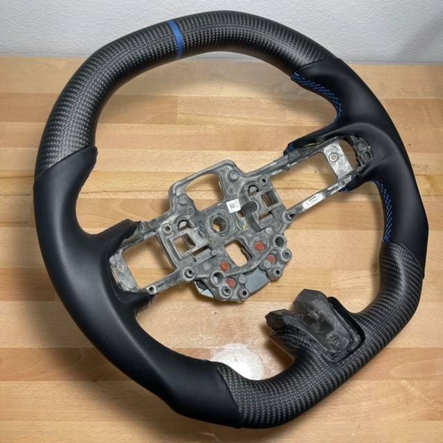 Steering wheel.jpg