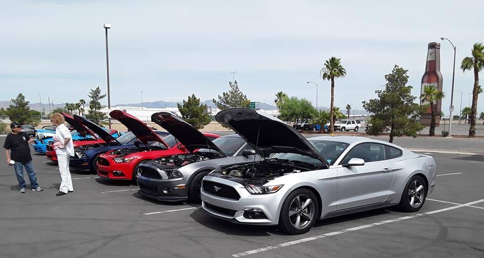 Mustang club and I shelby american (2).jpg