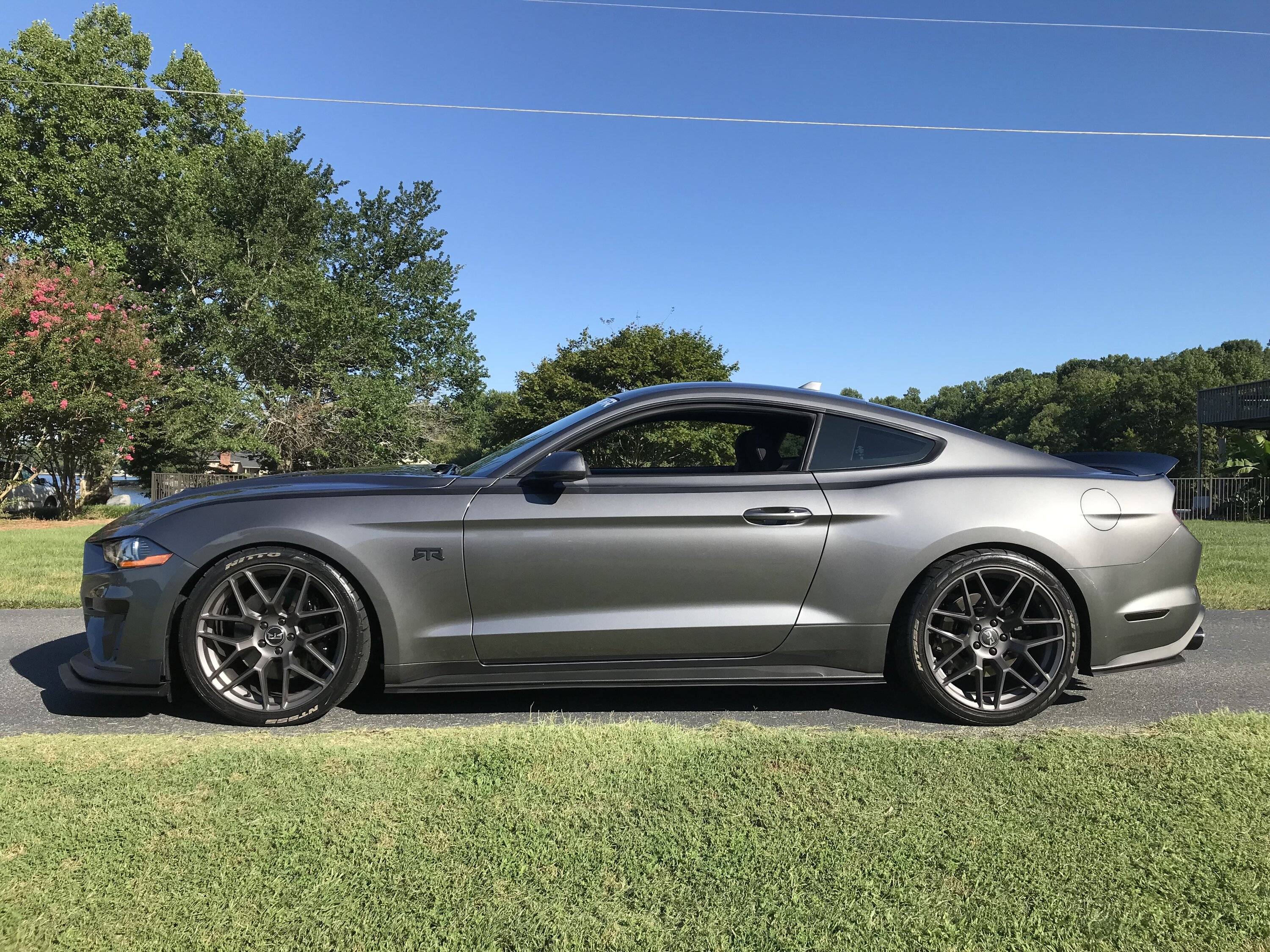 Sideshot.jpg