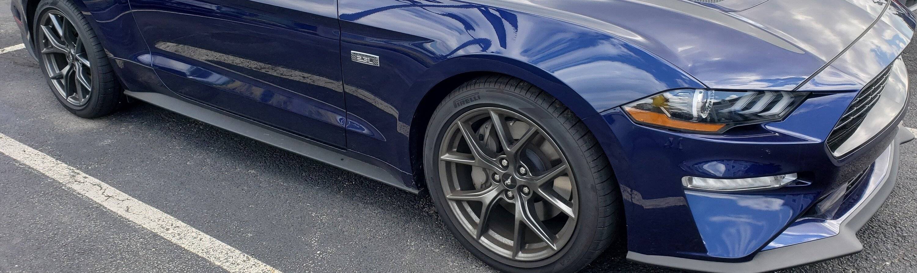 2mustang.jpg