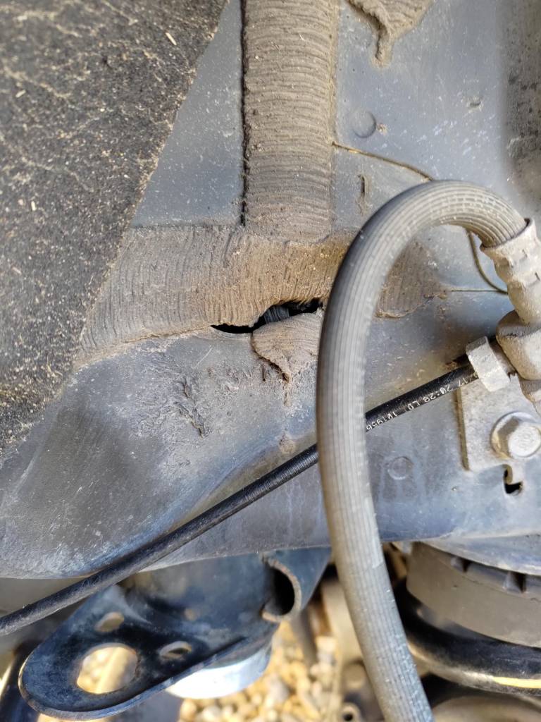 Seam_Hole_Drivers_Side.jpg