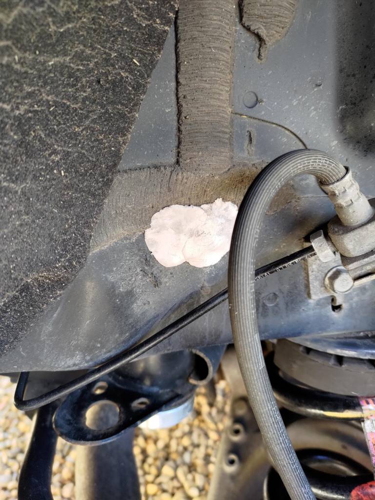 Seam_Hole_Drivers_Side_Filled.jpg
